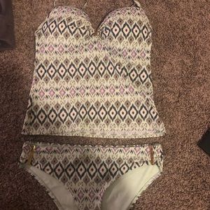 Women’s Victoria Secret bathing suit top and bottom